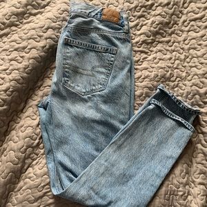 American Eagle Mom Jeans